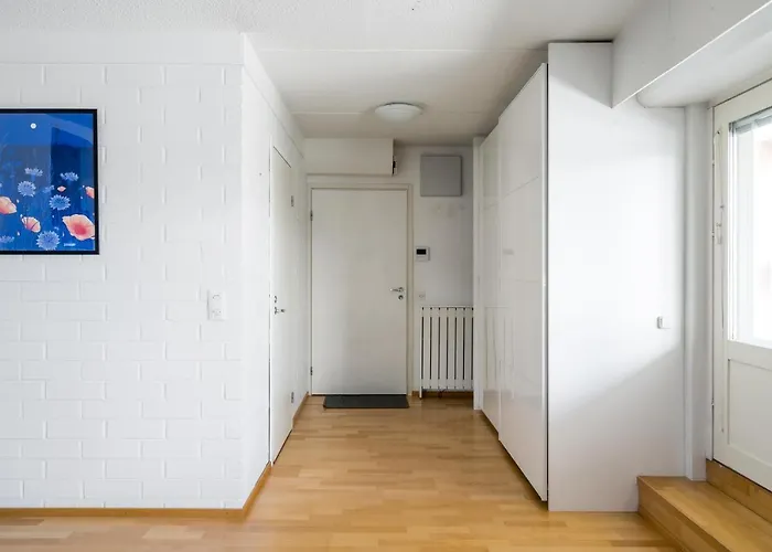 Hiisi Homes Haaga 4* Helsinki