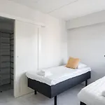 Hiisi Homes Haaga מלון דירות הלסינקי