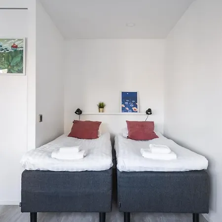 Hiisi Homes Haaga 3* Хельсинки