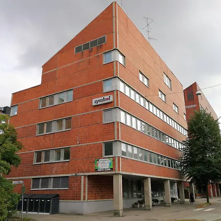 Hiisi Homes Haaga Aparthotel 4*