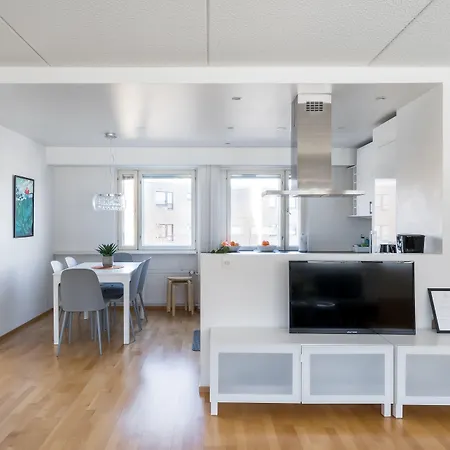 Hiisi Homes Haaga 4* هلسنكي