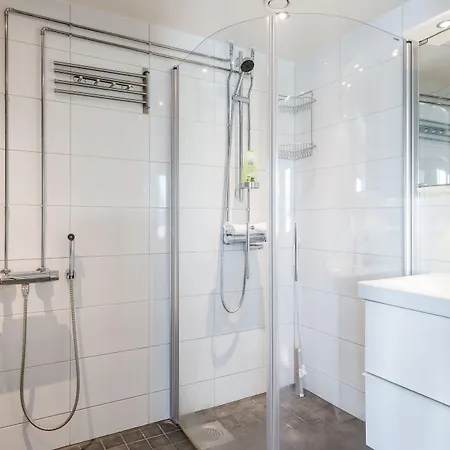 아파트호텔 Hiisi Homes Haaga 4*