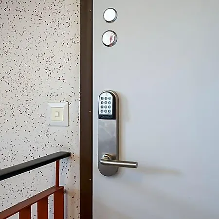Hiisi Homes Haaga Lejlighedshotel 3*