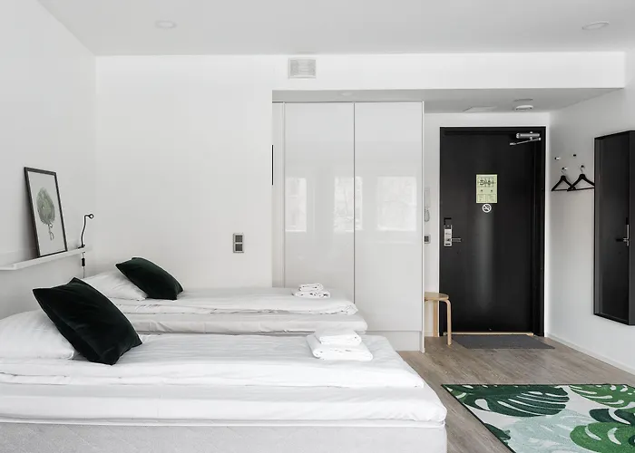 Hiisi Homes Haaga Aparthotel 4*